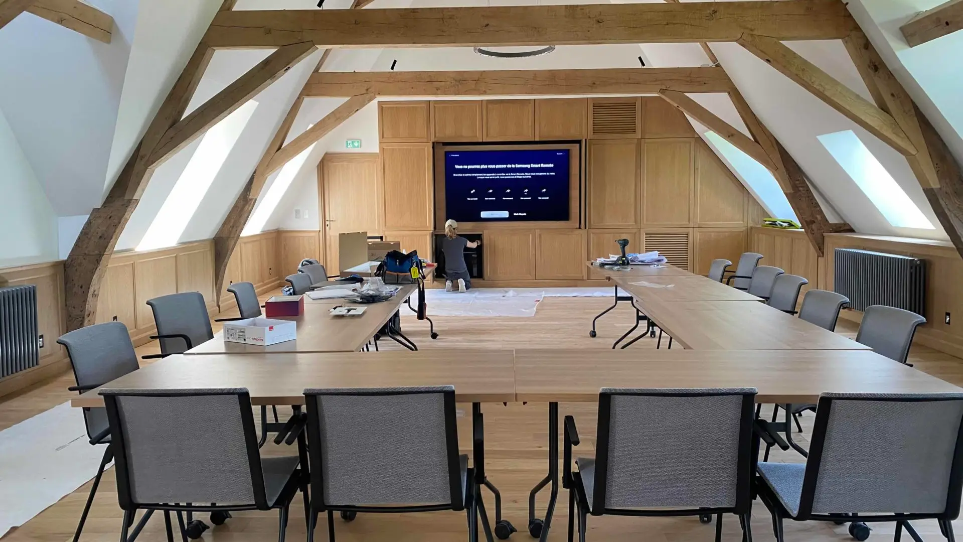 ecran pour salle de reunion