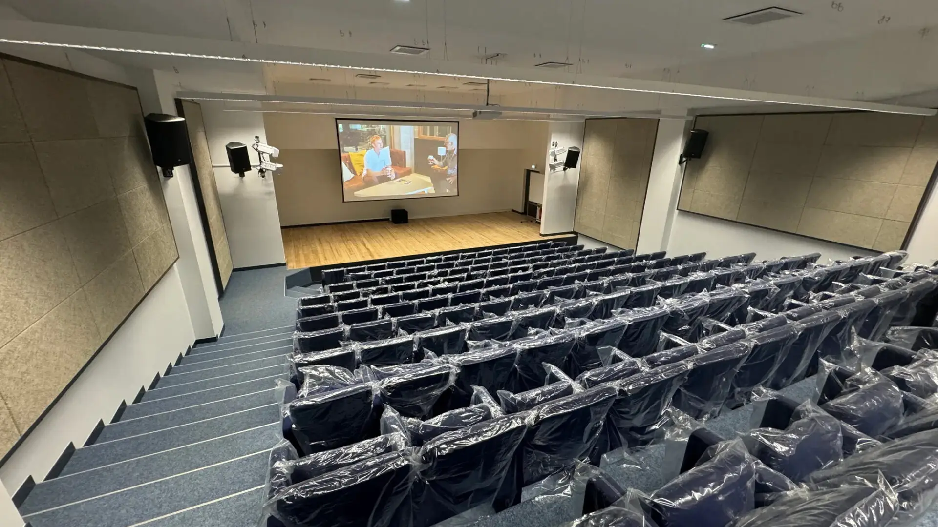 efap amphi intégration audiovisuelle