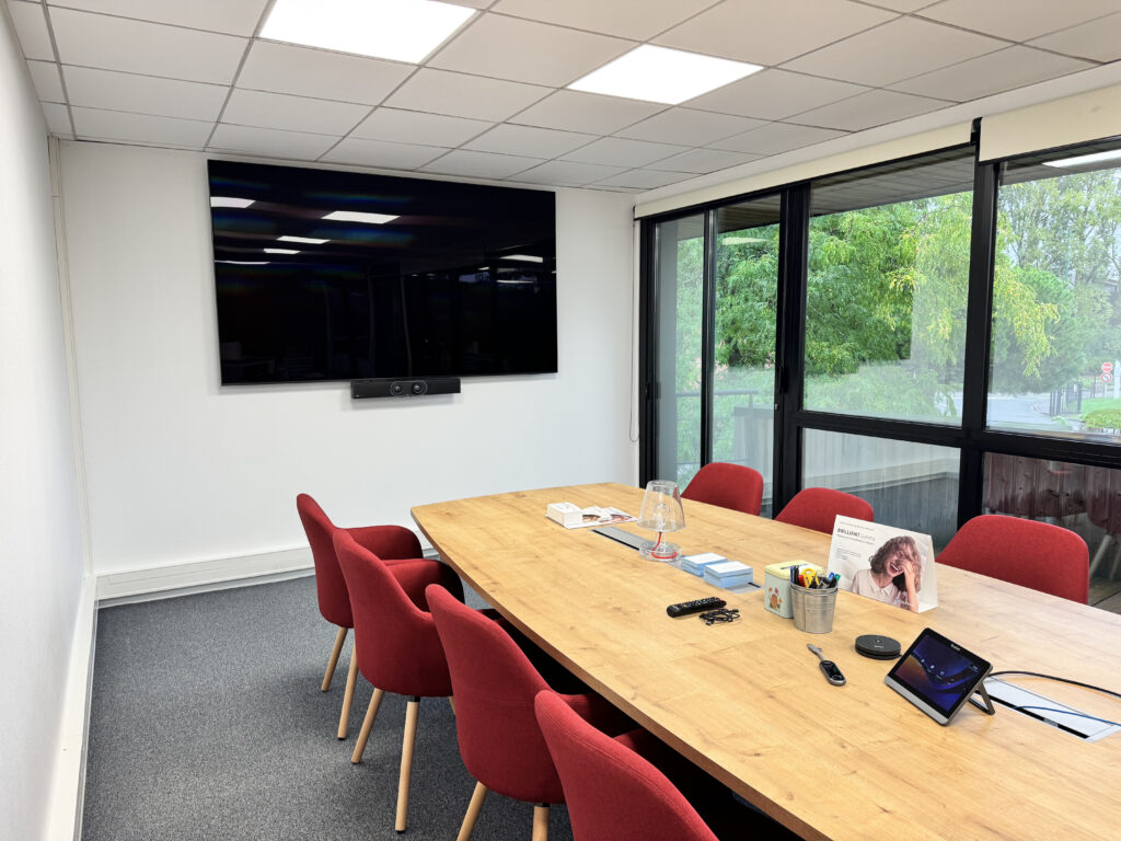 Integration Audiovisuelle Salle Reunion Coltene