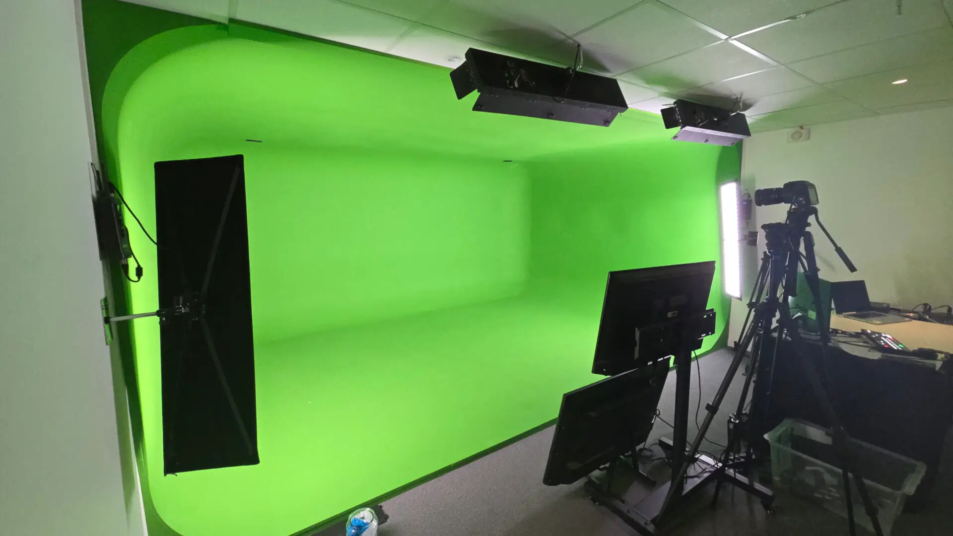 studio fond-vert plateau tournage