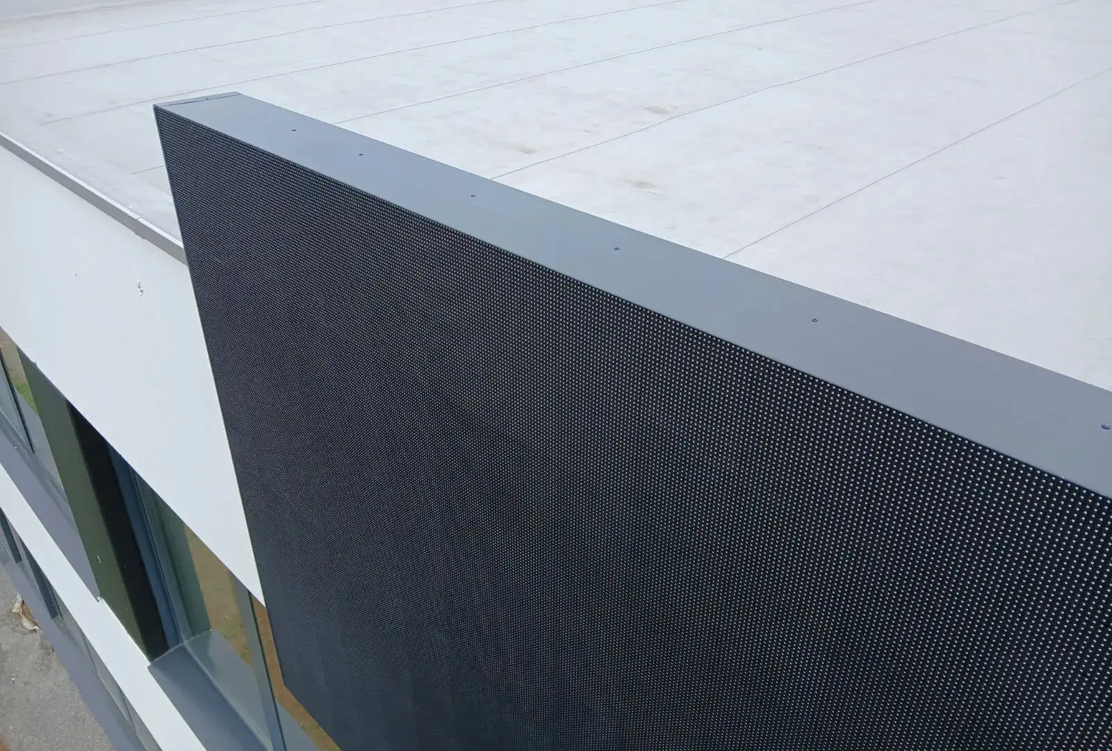 detail dalle led points affichage exterieur djp cambrai