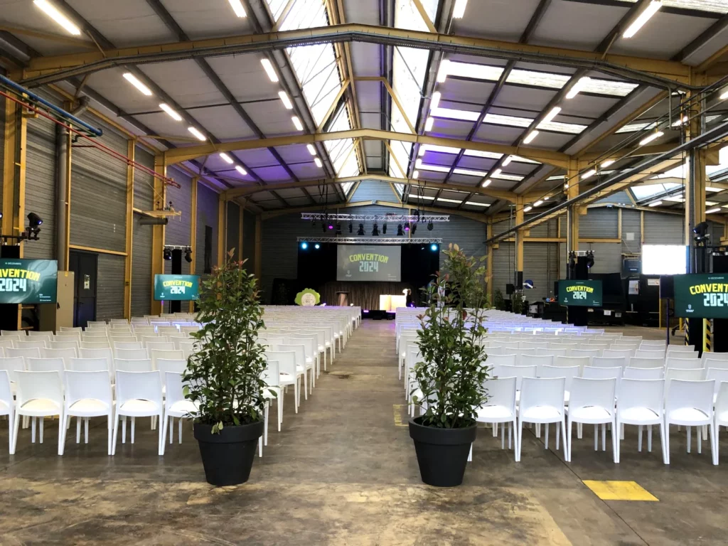 Salle de 460 places pour la convention commerciale Baudelet