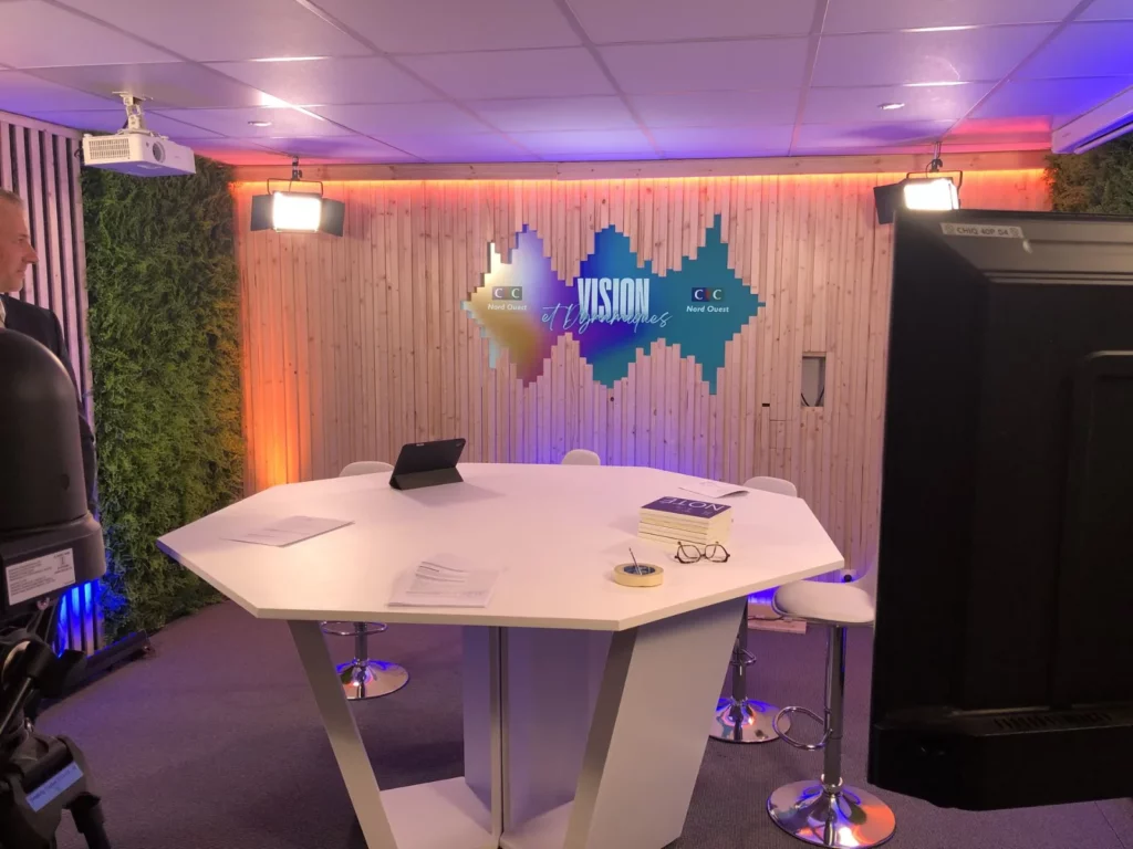 Desk et décor Vision et Dynamiques du live Codir CIC Nord Ouest
