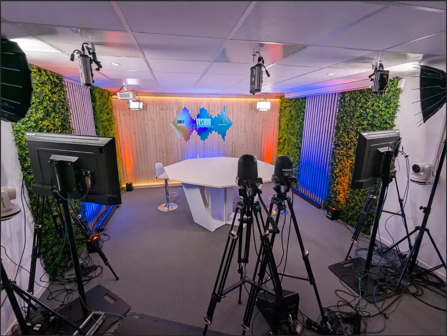 Studio podcast transformé en plateau pour le live Codir CIC Nord Ouest