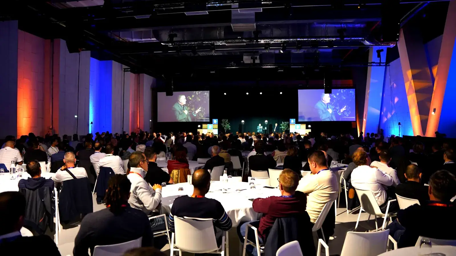 Convention managers EDF : 450 participants face à la scène